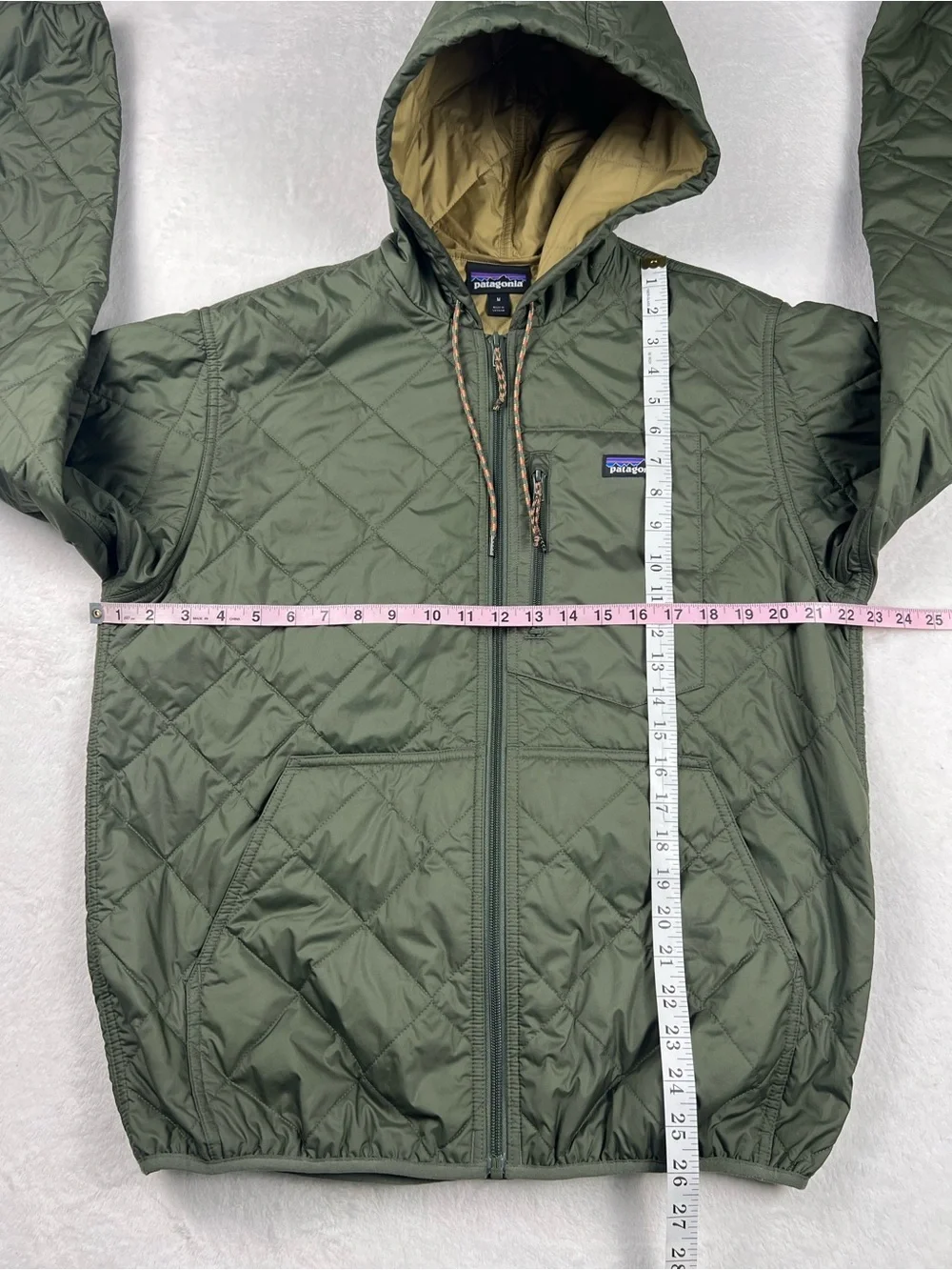 Patagonia Diamond Quilted Bomber Hoody Men’s Medium